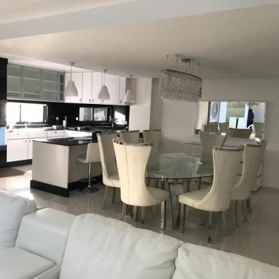 Photo 2020 06 20 18 18 59d